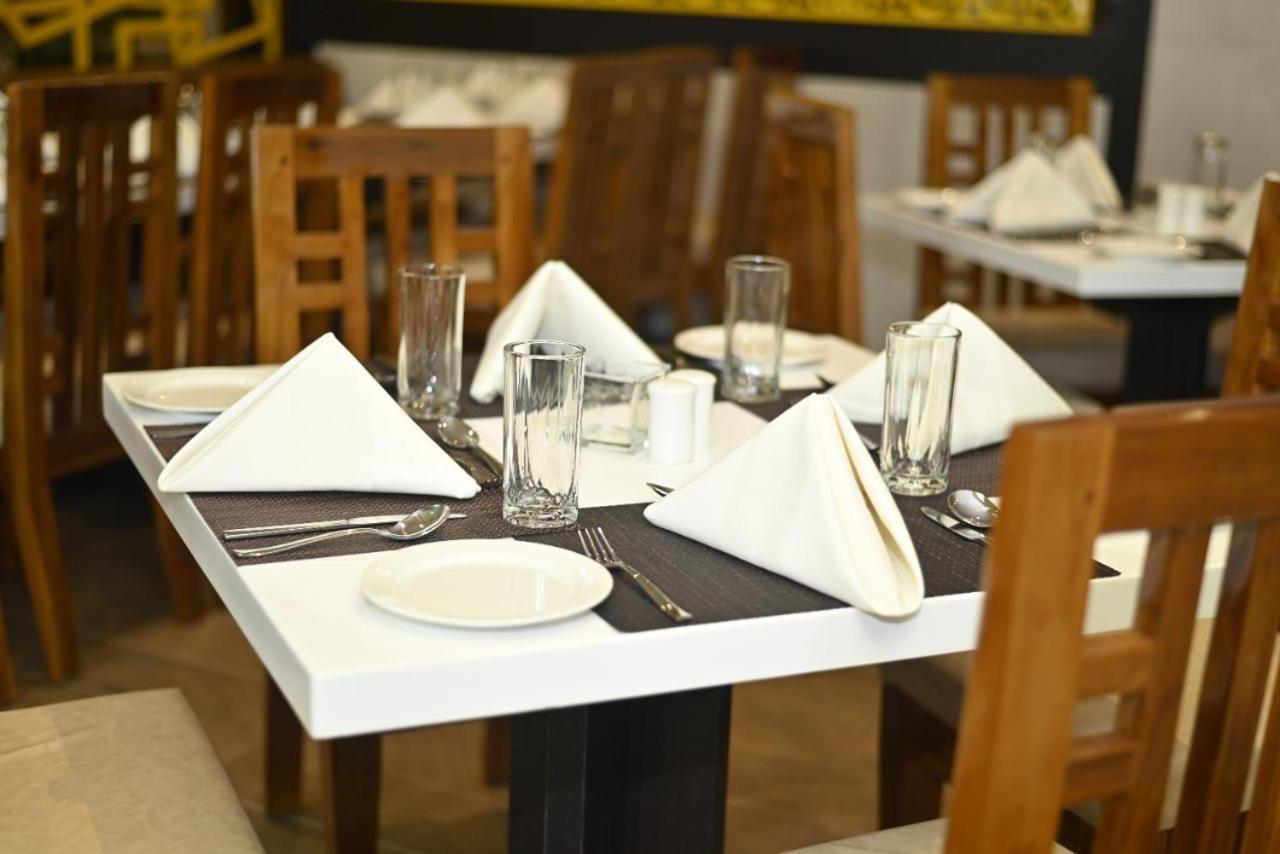 Hotel Rimi International Агартала Экстерьер фото