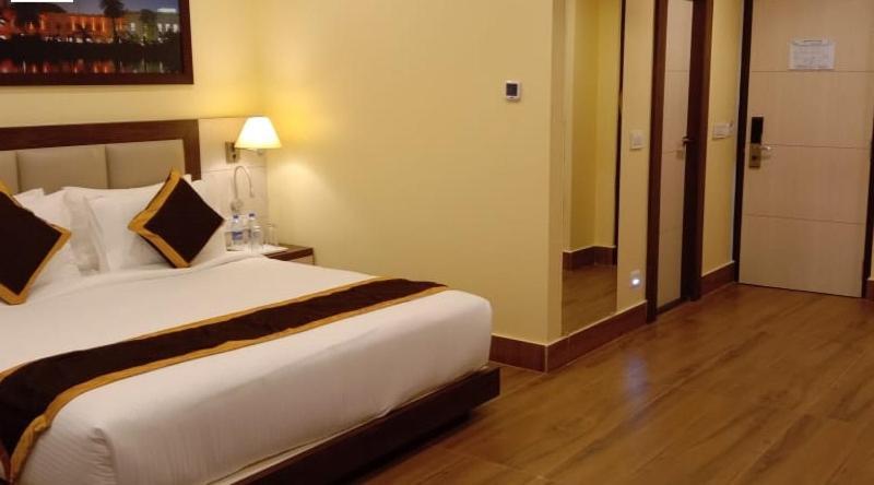 Hotel Rimi International Агартала Экстерьер фото