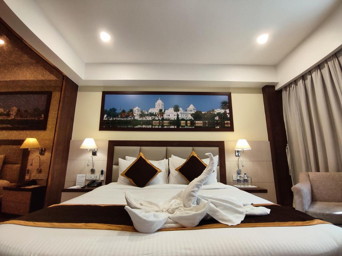 Hotel Rimi International Агартала Экстерьер фото
