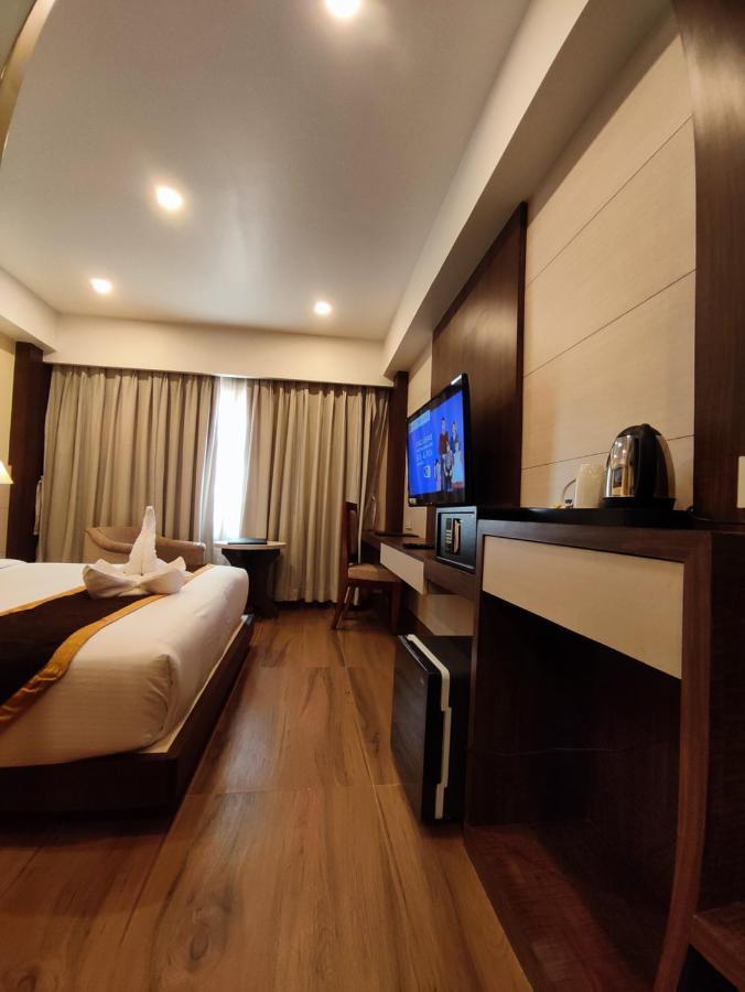 Hotel Rimi International Агартала Экстерьер фото