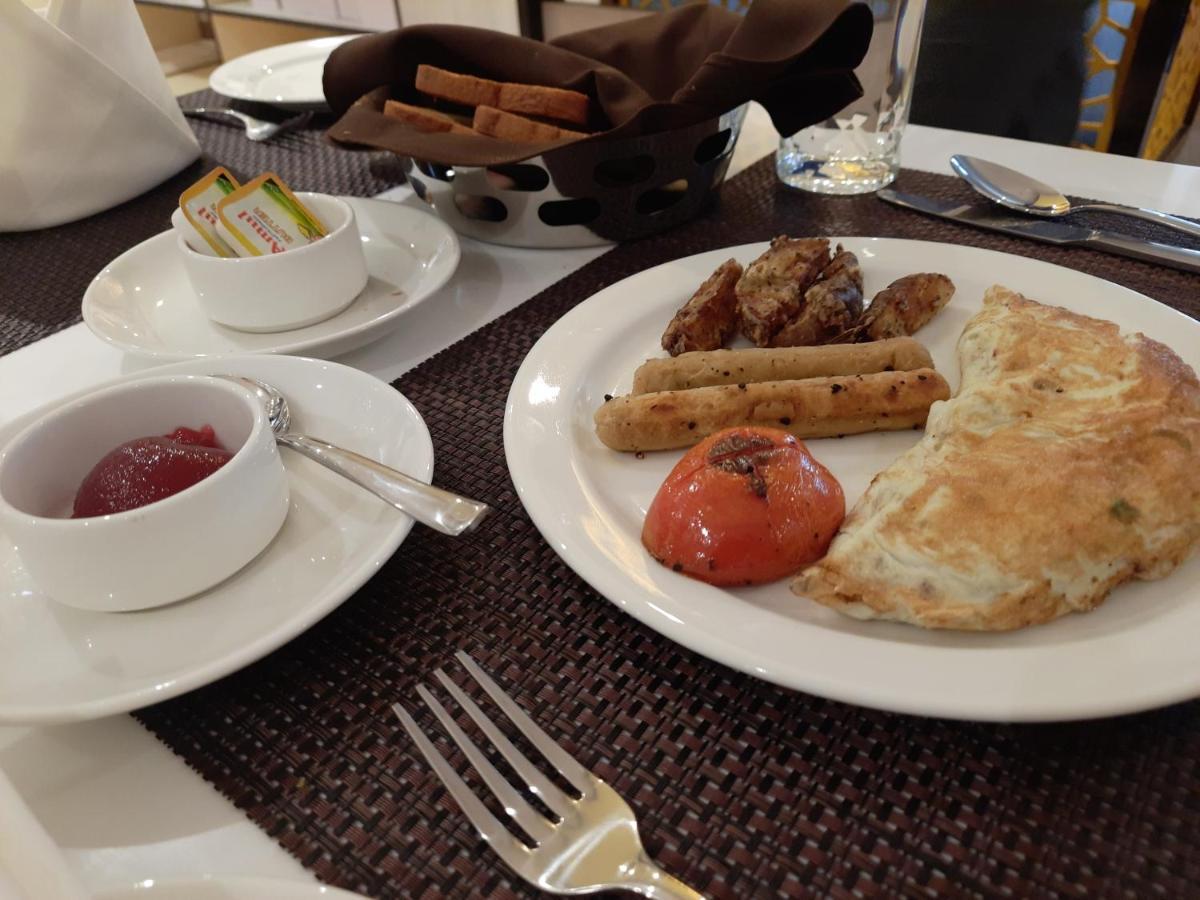 Hotel Rimi International Агартала Экстерьер фото